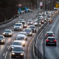 DIESELFORBUD: På grunn av lave temperaturer og stillestående luft blir det innført et midlertidig forbud mot å kjøre dieselbiler på kommunale veier 17. januar i fjor.
